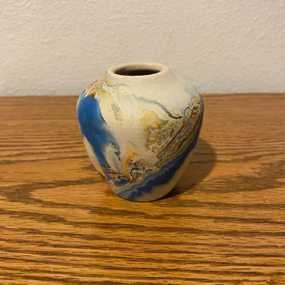 Nemadji Pottery Mini Vase - Picture 2 of 11